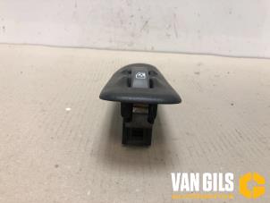 Używane Przelacznik elektrycznej szyby Chevrolet Trans Sport 3.4 V6 Cena € 40,00 Procedura marży oferowane przez Van Gils Automotive
