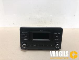 Gebrauchte Radio Kia Rio IV (YB) 1.2 MPI 16V Preis € 150,00 Margenregelung angeboten von Van Gils Automotive