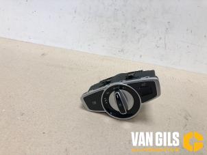 Used Light switch Mercedes E (W213) E-200d 2.0 Turbo 16V Price € 59,99 Margin scheme offered by Van Gils Automotive