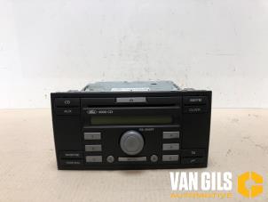 Usados Reproductor de CD y radio Ford Focus 2 1.6 16V Precio € 75,00 Norma de margen ofrecido por Van Gils Automotive