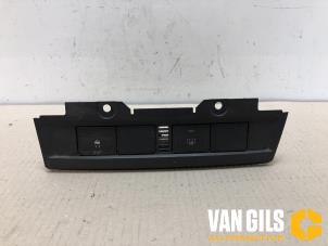 Used ESP switch Ford Focus 2 1.6 Ti-VCT 16V Price € 30,00 Margin scheme offered by Van Gils Automotive