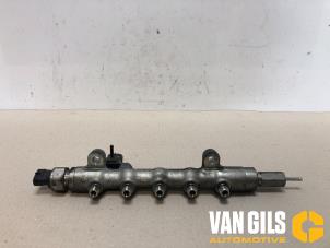 Used Fuel injector nozzle Mazda CX-7 2.2 MZR-CD 16V Price on request offered by Van Gils Automotive