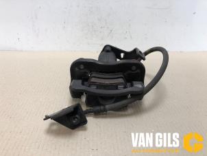 Used Rear brake calliper, right Kia Rio IV (YB) 1.2 MPI 16V Price € 74,99 Margin scheme offered by Van Gils Automotive