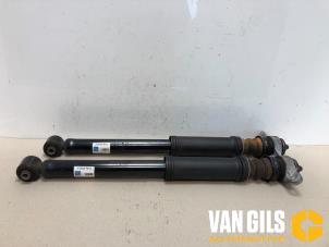 Used Shock absorber kit Kia Rio IV (YB) 1.2 MPI 16V Price on request offered by Van Gils Automotive