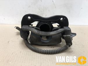 Used Front brake calliper, right Kia Rio IV (YB) 1.2 MPI 16V Price € 74,99 Margin scheme offered by Van Gils Automotive