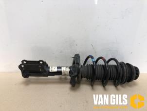 Used Front shock absorber rod, right Kia Rio IV (YB) 1.2 MPI 16V Price on request offered by Van Gils Automotive