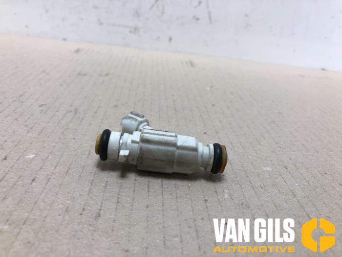 Injektor (Benzineinspritzung) van een Kia Rio IV (YB) 1.2 MPI 16V 2019