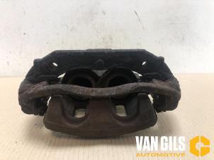 Used Front brake calliper, left Mercedes Vito (639.6) 2.2 109 CDI 16V Price € 70,00 Margin scheme offered by Van Gils Automotive