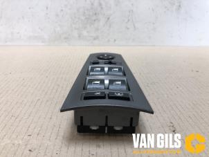 Used Electric window switch BMW 7 serie (E65/E66/E67) 730d 24V Price € 40,00 Margin scheme offered by Van Gils Automotive