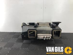 Used Heater housing BMW 7 serie (E65/E66/E67) 730d 24V Price € 75,00 Margin scheme offered by Van Gils Automotive