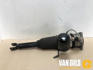 Used Rear shock absorber rod, right Audi A8 (D3) 3.0 TDI V6 24V Quattro Price € 199,00 Margin scheme offered by Van Gils Automotive
