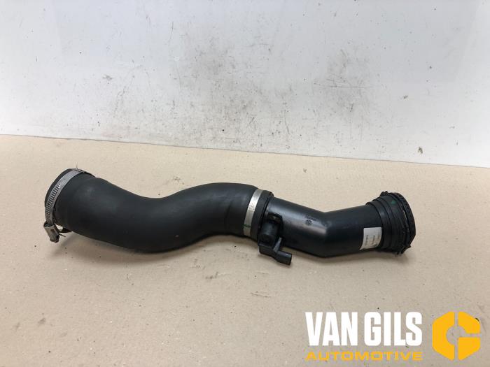 Gebrauchte Intercooler Schlauch BMW 1 serie (F20) 116i 1.6 16V Preis € 75,00 Margenregelung angeboten von Van Gils Automotive