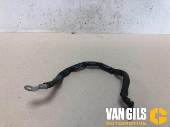 Używane Kabel (rózne) Mercedes B (W246/W242) 2.2 B-220 CDI BlueEFFICIENCY,d 16V Cena € 29,99 Procedura marży oferowane przez Van Gils Automotive