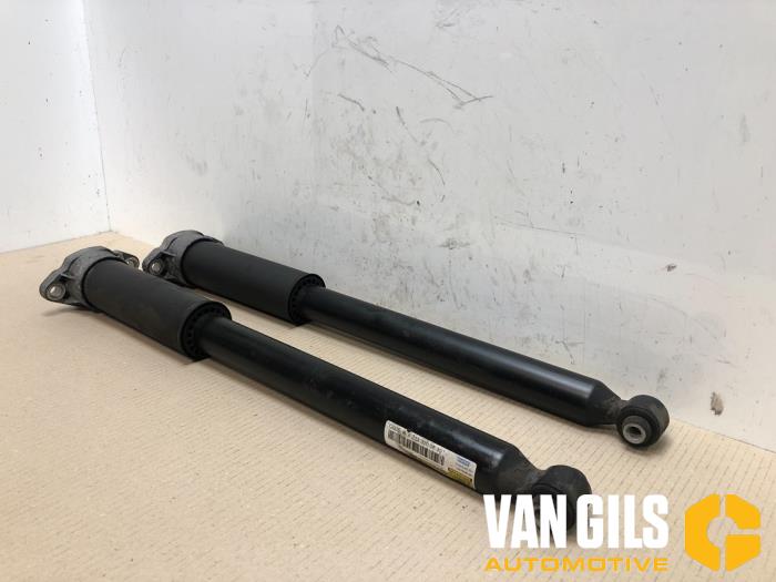 Shock absorber kit from a Mercedes-Benz E (W213) E-200d 2.0 Turbo 16V 2017