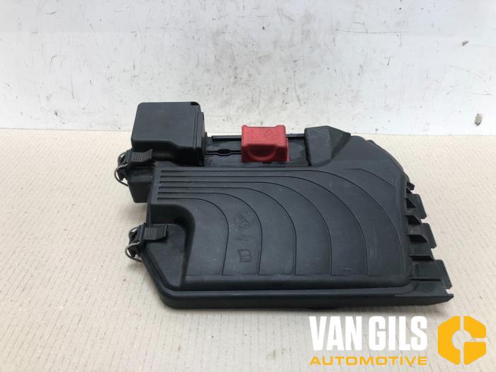 Begagnade Batterilock Mercedes B (W246/W242) 2.1 B-220 CDI BlueEFFICIENCY, B-220d 16V Pris € 29,99 Marginaltabell erbjuds av Van Gils Automotive