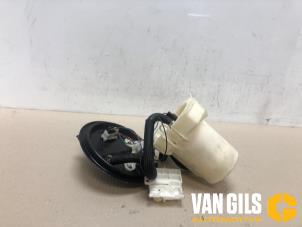 Used Electric fuel pump Opel Astra G (F08/48) 1.8 16V Price € 60,00 Margin scheme offered by Van Gils Automotive