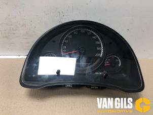 Używane Licznik kilometrów KM Volkswagen Up! (121) 1.0 12V 60 Cena na żądanie oferowane przez Van Gils Automotive