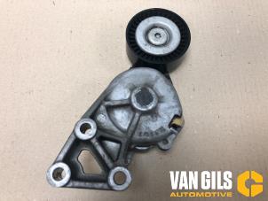 Used V belt tensioner Volkswagen Transporter T5 Price on request offered by Van Gils Automotive