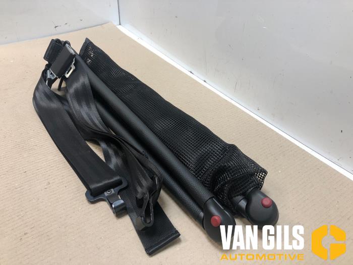 Dog rack from a Volkswagen Touran (5T1) 1.6 TDI 2016