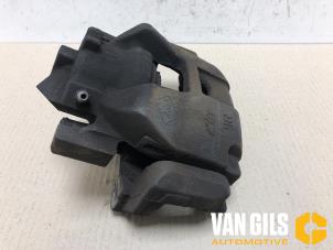 Used Front brake calliper, right Renault Grand Scénic III (JZ) 1.4 16V TCe 130 Price on request offered by Van Gils Automotive