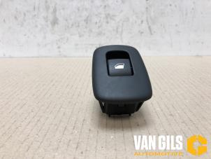 Usagé Commutateur vitre électrique Citroen C3 (SC) 1.2 VTi 82 12V Prix sur demande proposé par Van Gils Automotive