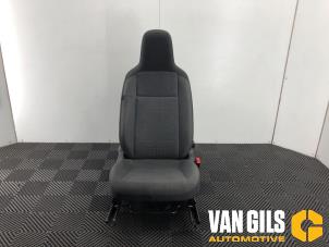 Używane Fotel prawy Volkswagen Up! (121) 1.0 12V 60 Cena € 150,00 Procedura marży oferowane przez Van Gils Automotive
