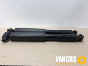 Used Shock absorber kit Ford Transit Custom 2.2 TDCi 16V Price on request offered by Van Gils Automotive