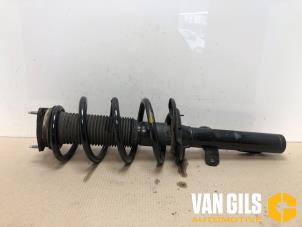 Used Front shock absorber rod, right Ford Transit Custom 2.2 TDCi 16V Price € 82,00 Margin scheme offered by Van Gils Automotive