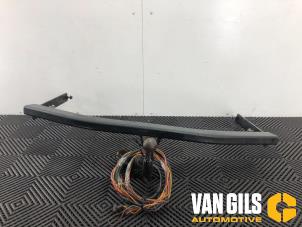 Usagé Crochet d'attelage Volkswagen Golf V Variant (1K5) 1.4 TSI 122 16V Prix sur demande proposé par Van Gils Automotive