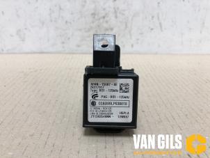 Used Electronic ignition key Volvo V40 Cross Country (MZ) 2.0 D3 20V Price on request offered by Van Gils Automotive