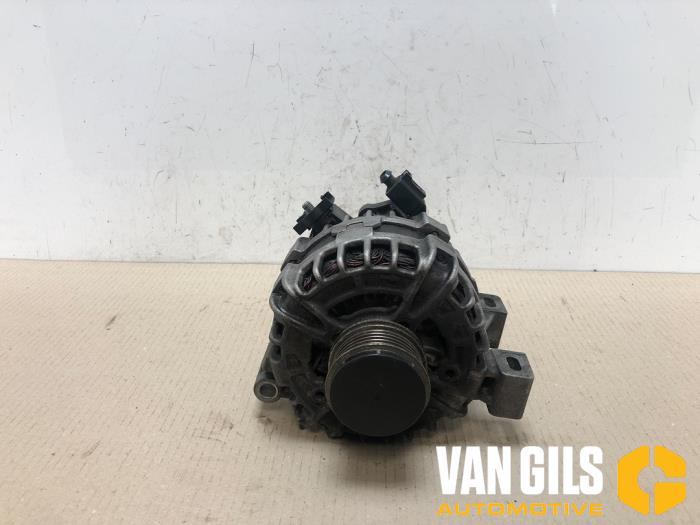 Usagé Dynamo Volvo V40 Cross Country (MZ) 2.0 D3 20V Prix sur demande proposé par Van Gils Automotive