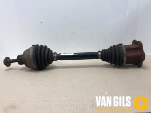 Usagé Arbre de transmission avant droit Audi A6 (C7) 3.0 TDI V6 24V Quattro Prix sur demande proposé par Van Gils Automotive