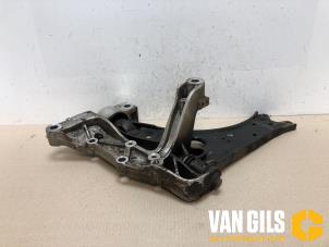 Used Front wishbone support, left Volkswagen Golf Plus (5M1/1KP) 1.9 TDI 105 Price € 40,00 Margin scheme offered by Van Gils Automotive