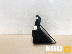 Begagnade Dekorstripe Opel Adam Pris € 30,00 Marginaltabell erbjuds av Van Gils Automotive
