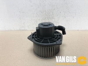 Usados Motor de ventilador de calefactor Chevrolet Kalos (SF48) 1.2 Precio € 30,00 Norma de margen ofrecido por Van Gils Automotive