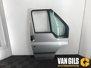 Używane Drzwi prawe wersja 2-drzwiowa Ford Transit 2.0 TDdi 16V 260S Cena € 150,00 Procedura marży oferowane przez Van Gils Automotive