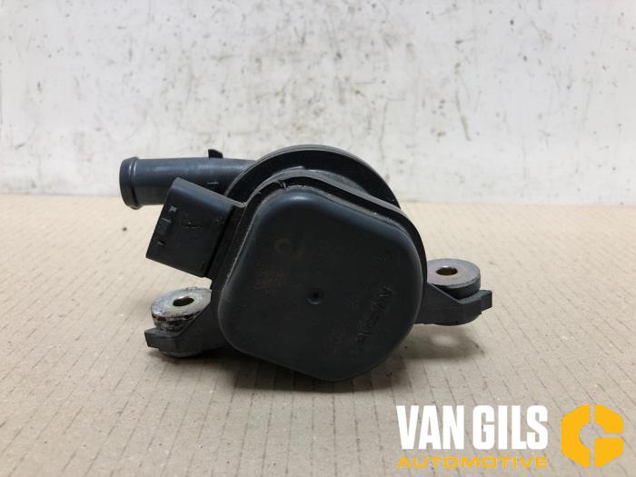 Begagnade Vattenpump Toyota Auris Pris € 35,00 Marginaltabell erbjuds av Van Gils Automotive