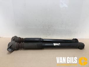 Used Shock absorber kit Audi A6 Avant (C7) 3.0 TDI V6 24V Quattro Price on request offered by Van Gils Automotive