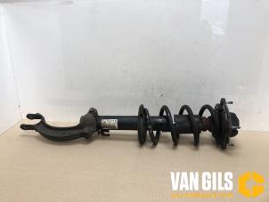 Gebrauchte Stoßdämpferstrebe rechts vorne Audi A6 Avant (C7) 3.0 TDI V6 24V Quattro Preis auf Anfrage angeboten von Van Gils Automotive