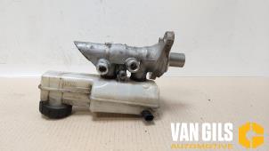 Used Master cylinder Renault Megane III Grandtour (KZ) 1.5 dCi 110 Price on request offered by Van Gils Automotive
