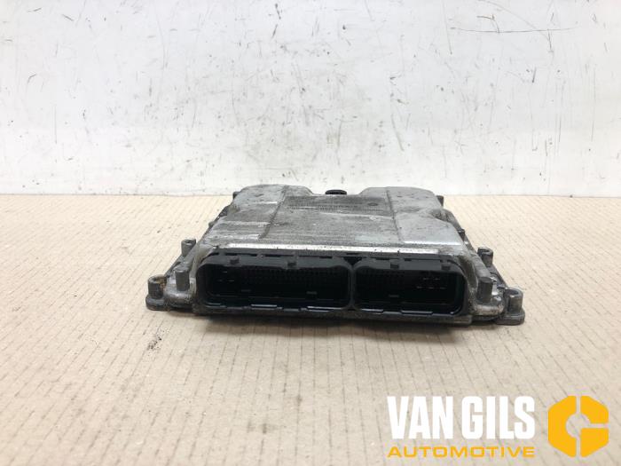Used Engine management computer Chrysler Voyager/Grand Voyager (RG/RS) 2.8 CRD 16V Grand Voyager Price € 150,00 Margin scheme offered by Van Gils Automotive