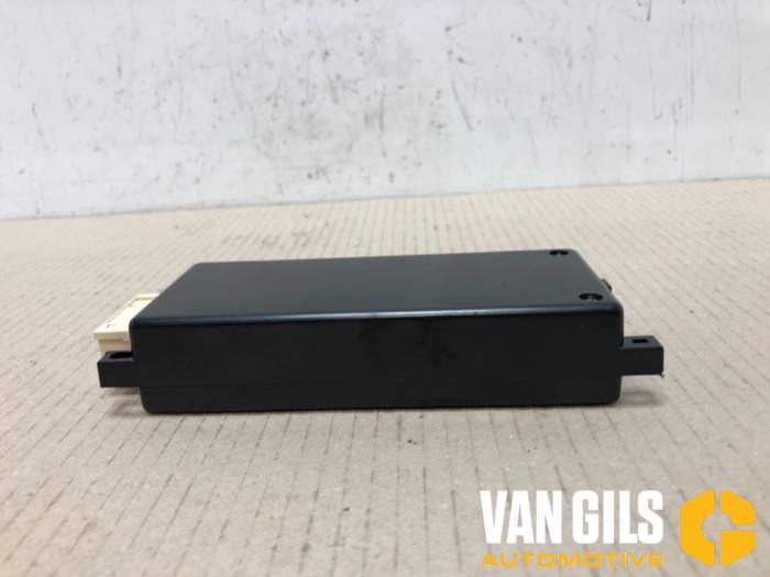 Używane Modul Bluetooth Peugeot 207/207+ (WA/WC/WM) 1.4 16V VTi Cena € 50,00 Procedura marży oferowane przez Van Gils Automotive