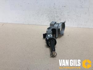 Used Ignition lock + key Opel Corsa D 1.3 CDTi 16V ecoFLEX Price € 30,00 Margin scheme offered by Van Gils Automotive