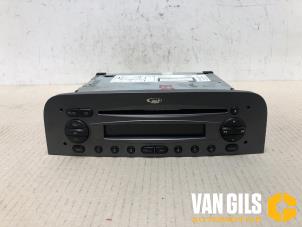 Gebrauchte Radio CD Spieler Alfa Romeo 147 (937) 1.6 Twin Spark 16V Preis € 75,00 Margenregelung angeboten von Van Gils Automotive