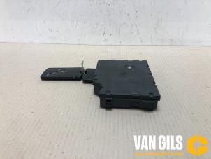 Used Card reader (lock) Renault Clio IV (5R) 1.5 Energy dCi 90 FAP Price € 66,00 Margin scheme offered by Van Gils Automotive
