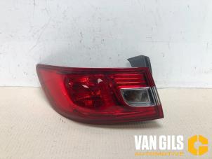 Used Taillight, left Renault Clio IV (5R) 1.5 Energy dCi 90 FAP Price € 44,00 Margin scheme offered by Van Gils Automotive