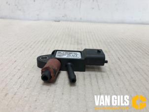 Usados Sensor de filtro de hollín Renault Clio IV (5R) 1.5 Energy dCi 90 FAP Precio de solicitud ofrecido por Van Gils Automotive