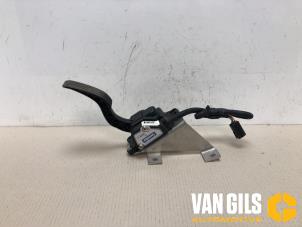 Used Accelerator pedal Daihatsu Sirion 2 (M3) 1.0 12V DVVT Price on request offered by Van Gils Automotive