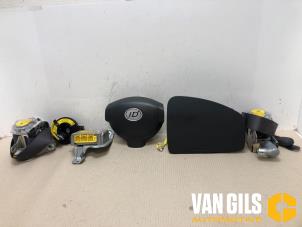 Gebrauchte Vollzähligkeit Airbags Daihatsu Sirion 2 (M3) 1.0 12V DVVT Preis auf Anfrage angeboten von Van Gils Automotive