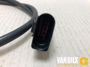 Lambda probe from a Volkswagen Polo VI (AW1) 1.0 TSI 12V 2019